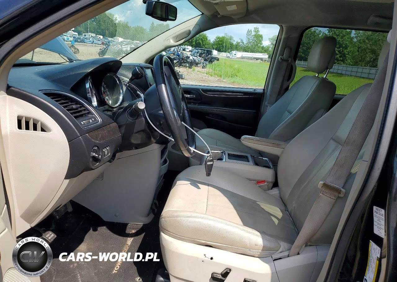 2013 Chrysler Town & Country Touring VIN:2C4RC1BG0DR576858 - 7