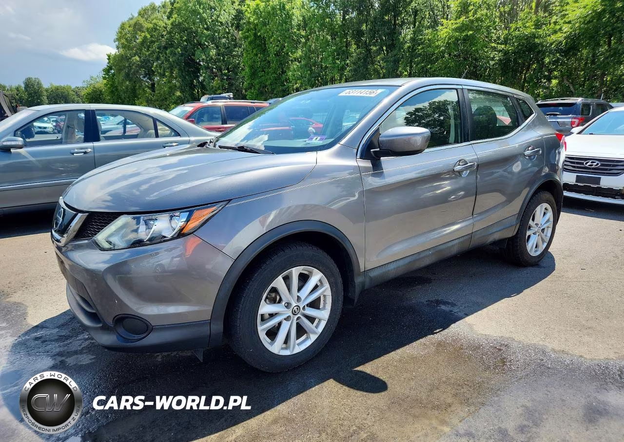 2019 Nissan Rogue Sport S – zdjęcie 1 z 12