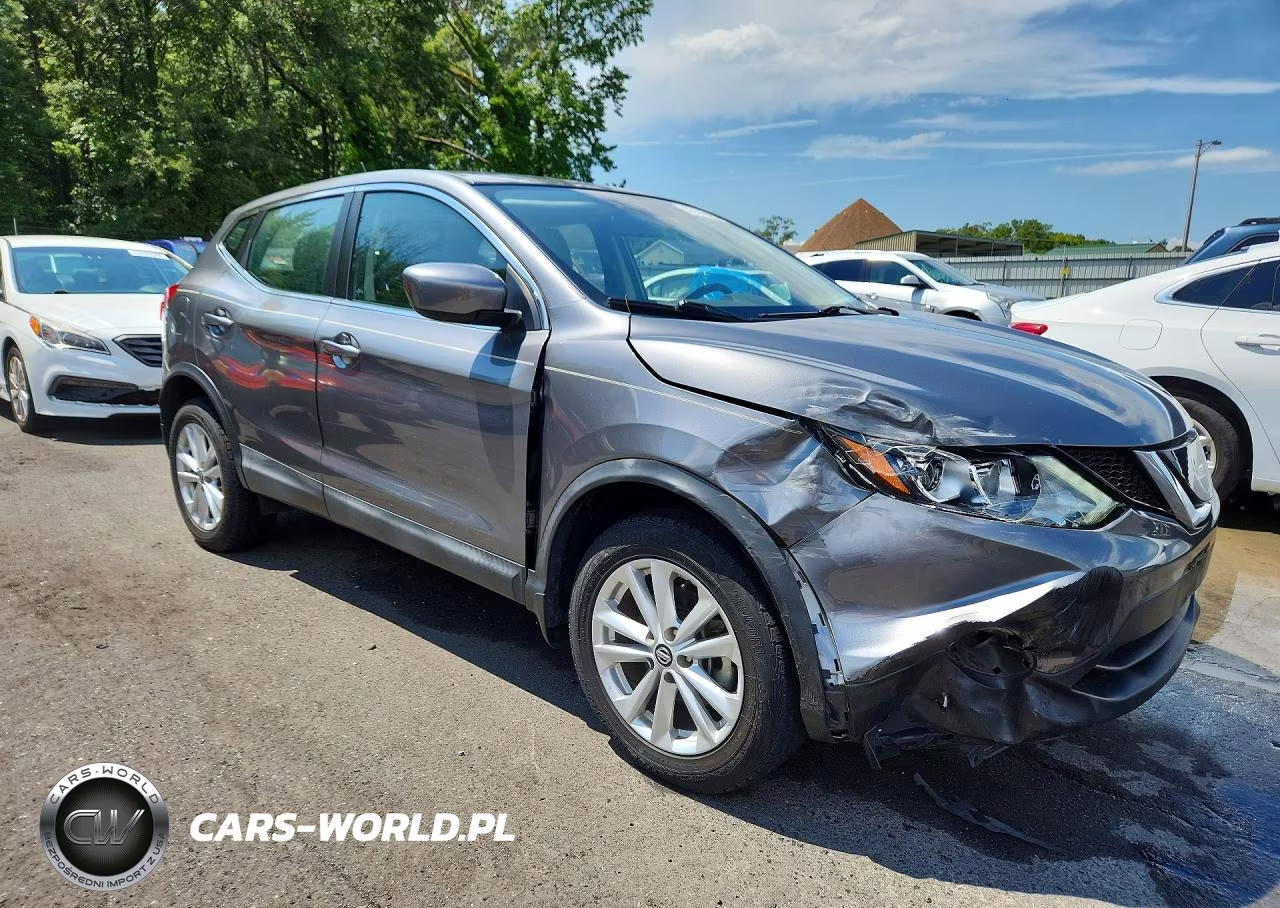 2019 Nissan Rogue Sport S VIN:JN1BJ1CRXKW337591 - 4