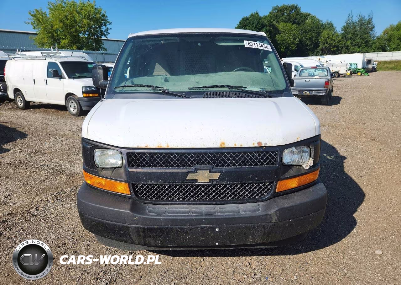 2017 Chevrolet Express G3500 VIN:1GCZGGFF8H1108301 - 5