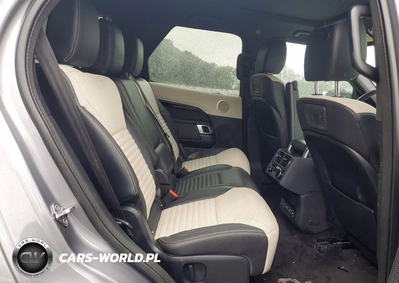 2021 Land Rover Discovery S R-Dynamic VIN:SALRT2RX0M2454648 - 11