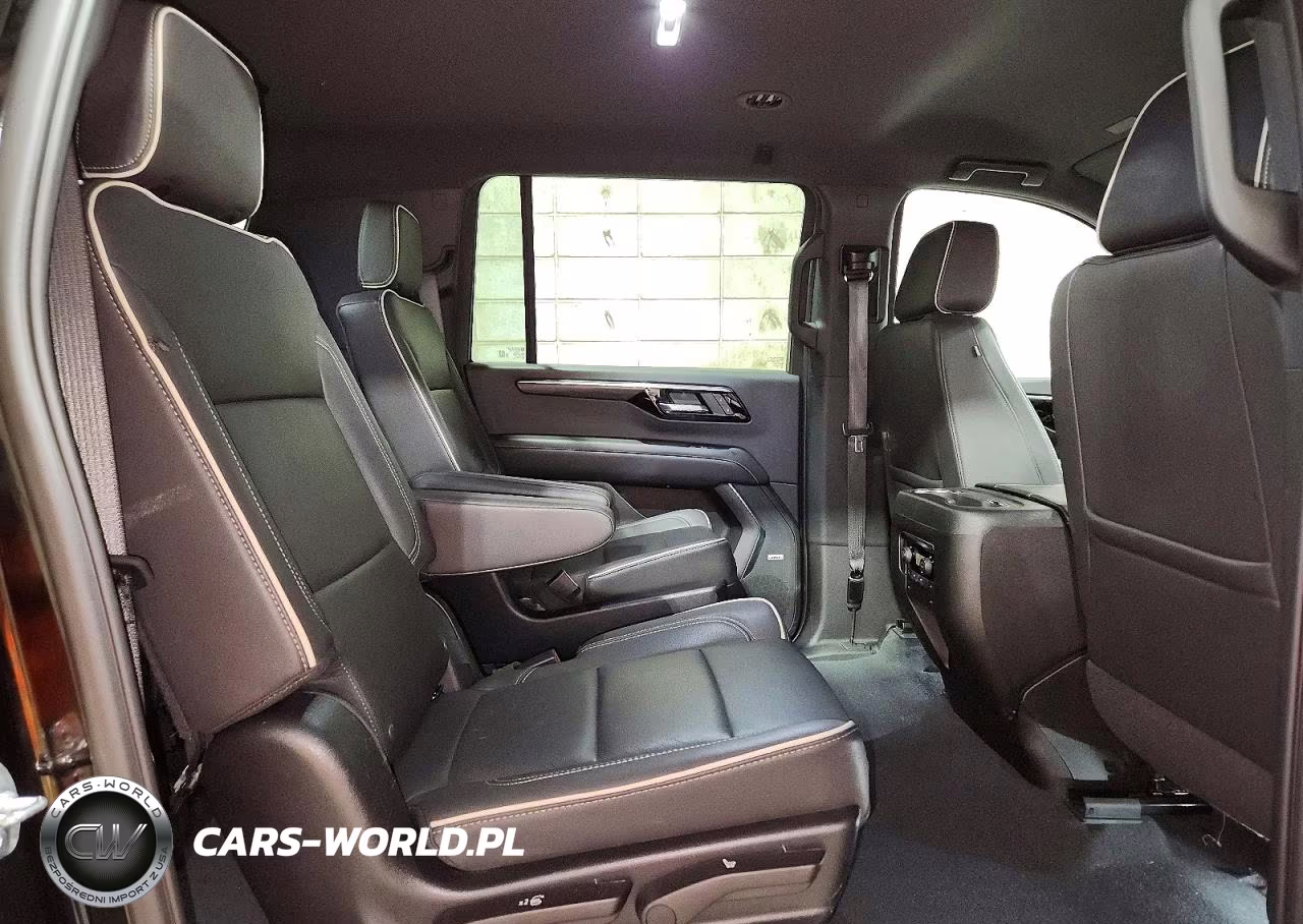 2025 Chevrolet Suburban K1500 Premier VIN:1GNS6FRD4SR210901 - 11