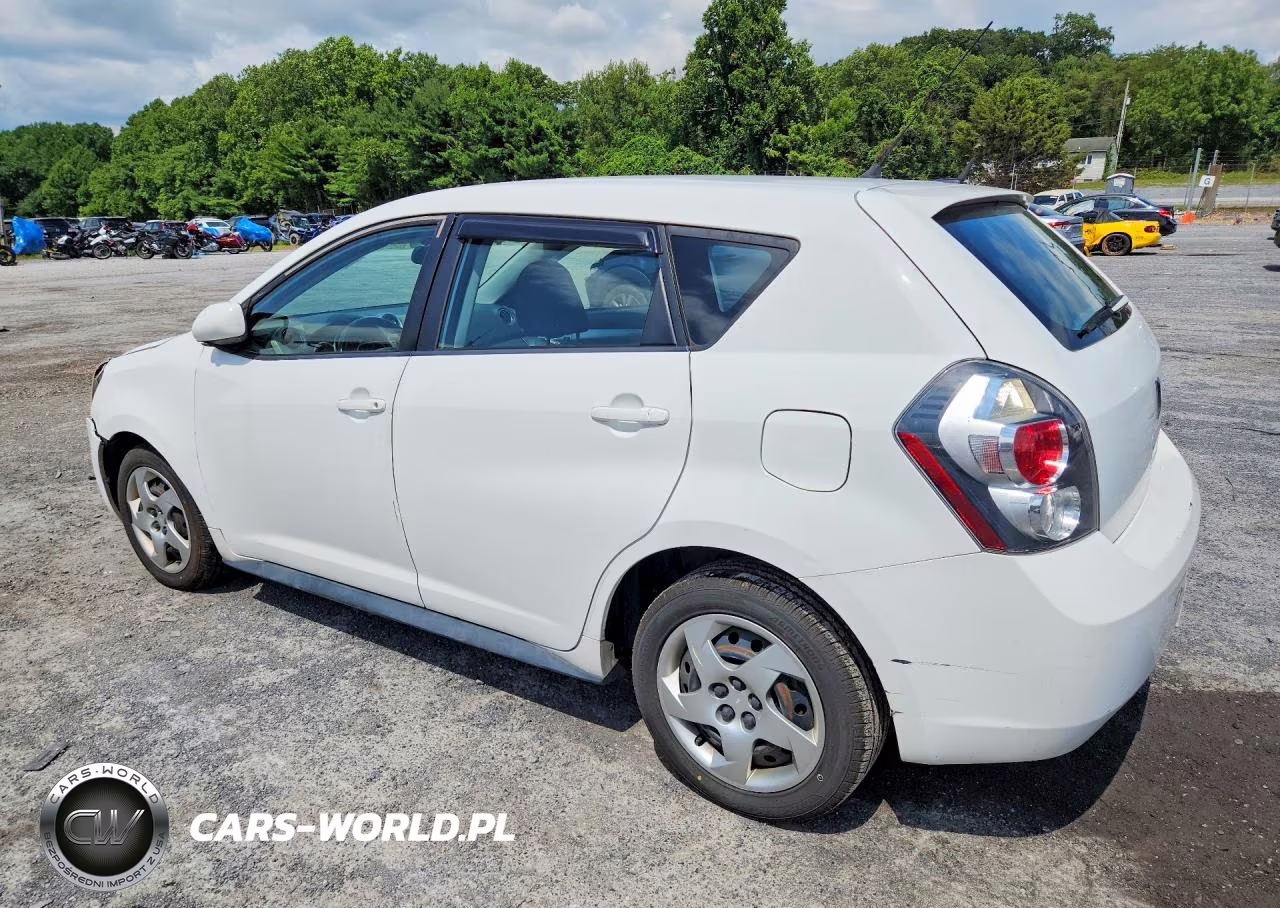 2010 Pontiac Vibe VIN:5Y2SP6E82AZ415954 - 2