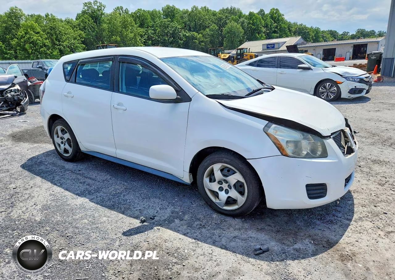 2010 Pontiac Vibe VIN:5Y2SP6E82AZ415954 - 4