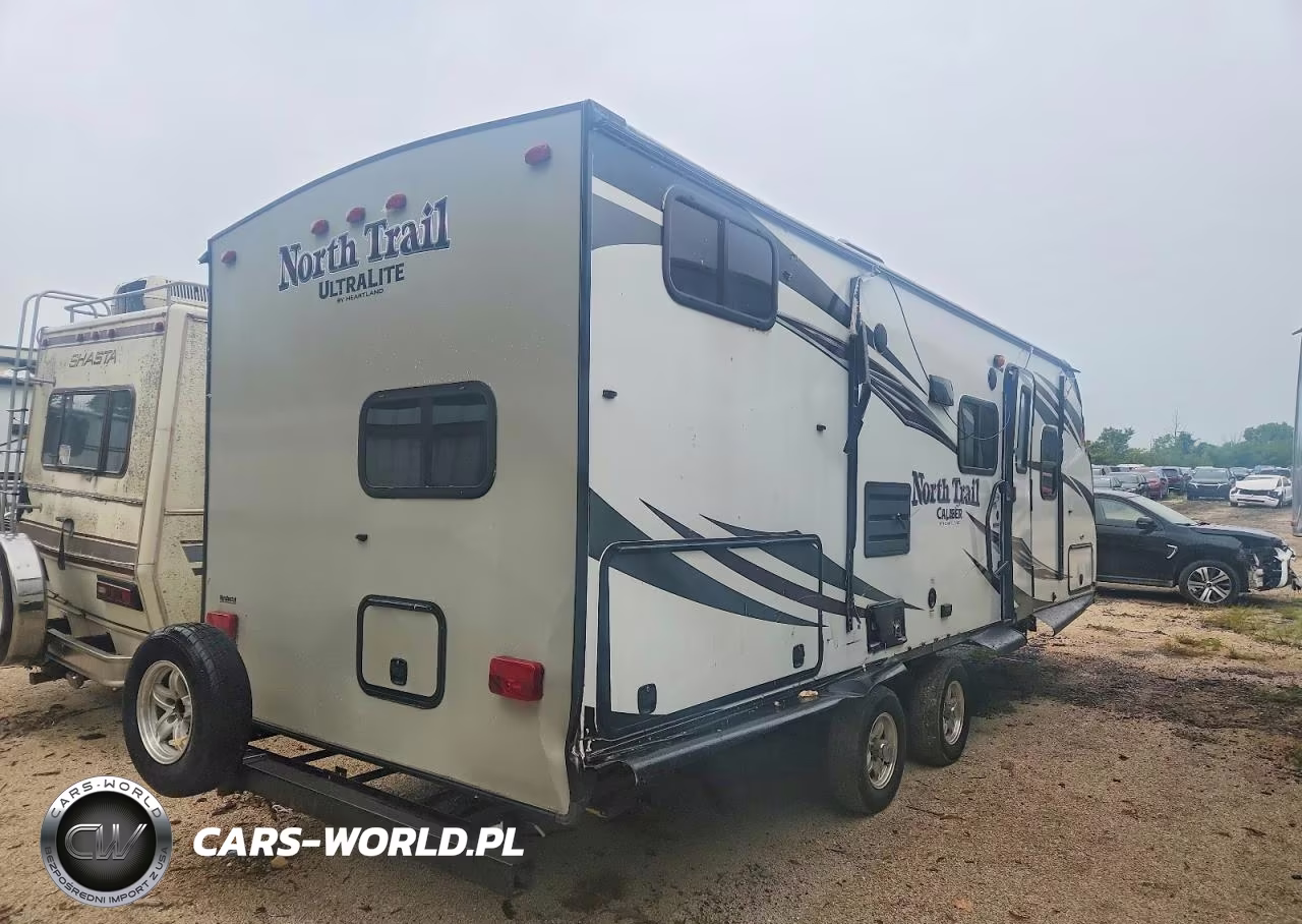 2016 Heartland North Trail Camper VIN:5SFNB2829GE303810 - 4
