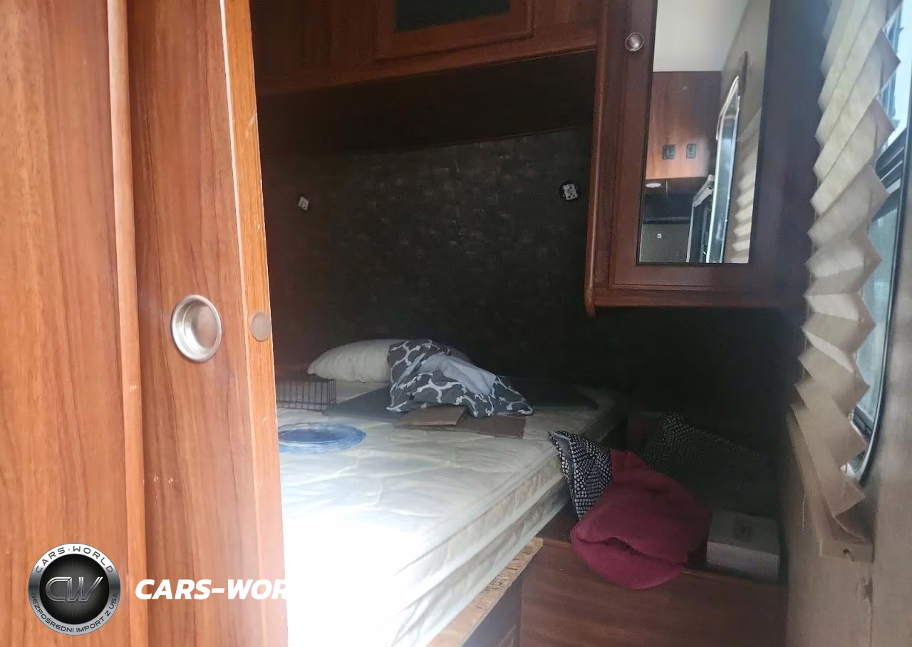 2016 Heartland North Trail Camper VIN:5SFNB2829GE303810 - 5