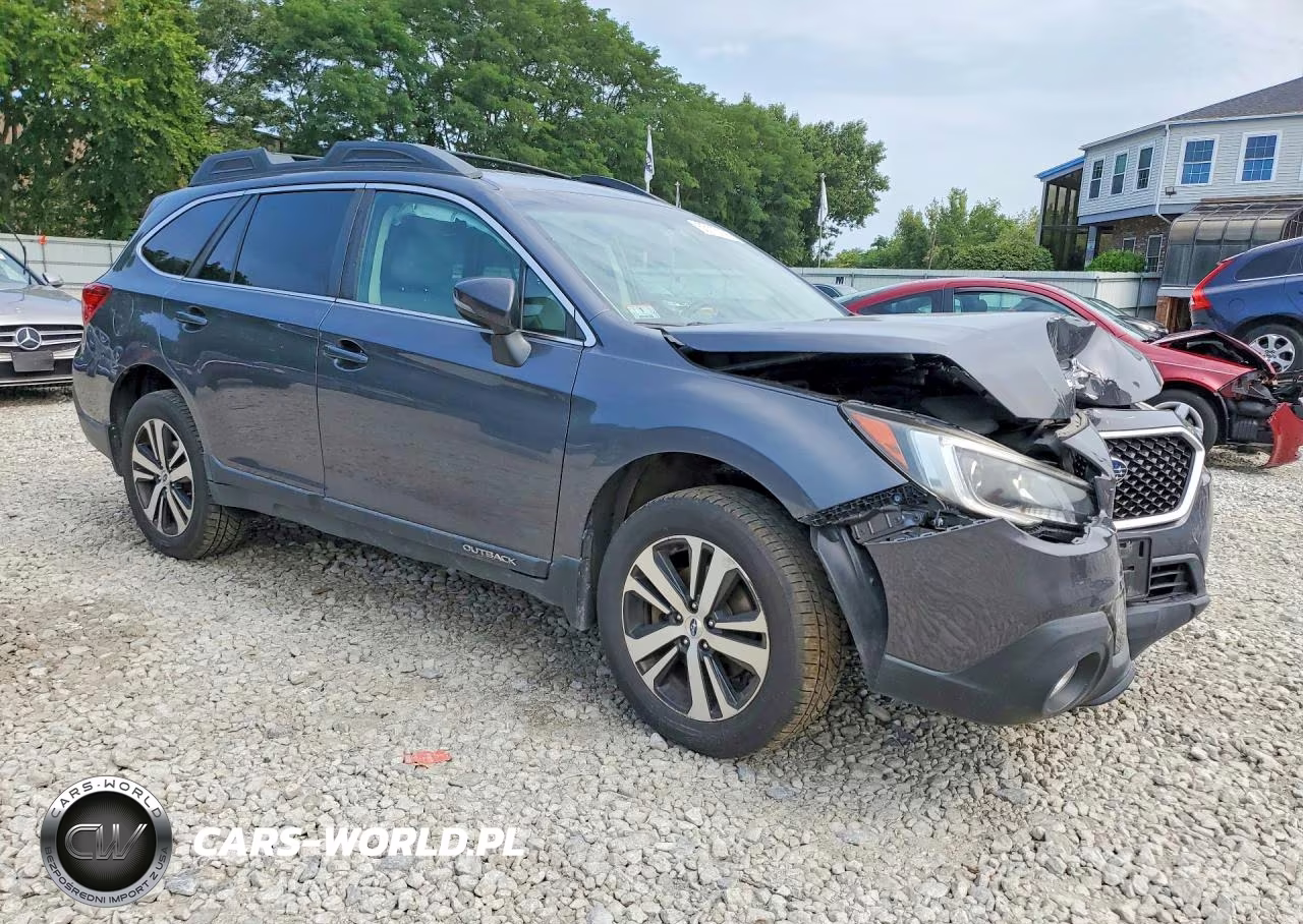 2018 Subaru Outback 2.5I Limited VIN:4S4BSAKC2J3304720 - 4