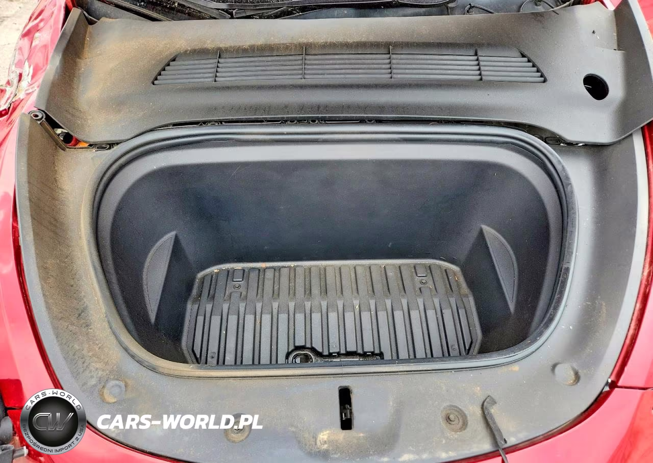2022 Tesla Model Y VIN:7SAYGDEE8NA020371 - 11