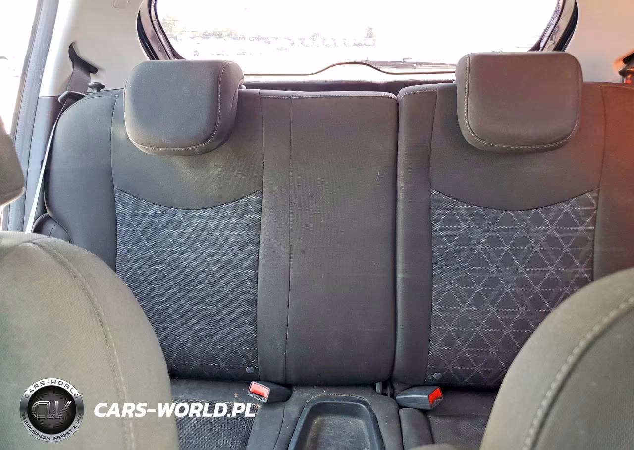2020 Chevrolet Spark Ls VIN:KL8CB6SA5LC477339 - 10