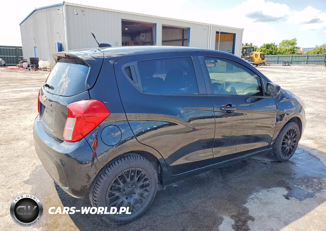 2020 Chevrolet Spark Ls VIN:KL8CB6SA5LC477339 - 3