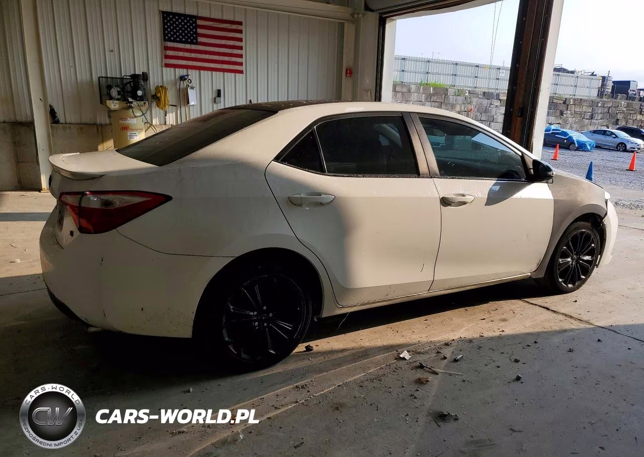 2016 Toyota Corolla S Plus VIN:2T1BURHE6GC655958 - 3