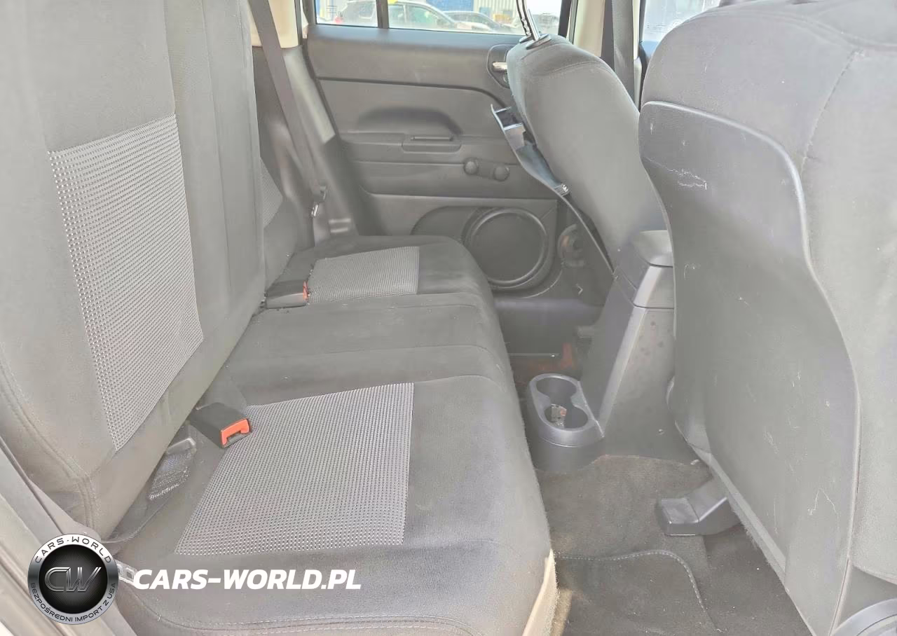 2015 Jeep Patriot Sport VIN:1C4NJPBA5FD263913 - 10