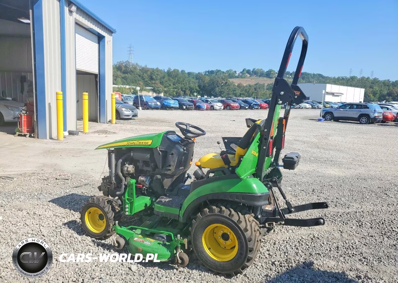 2013 John Deer 1025R - Greens Mower VIN:1LV1025RKDH119304 - 3