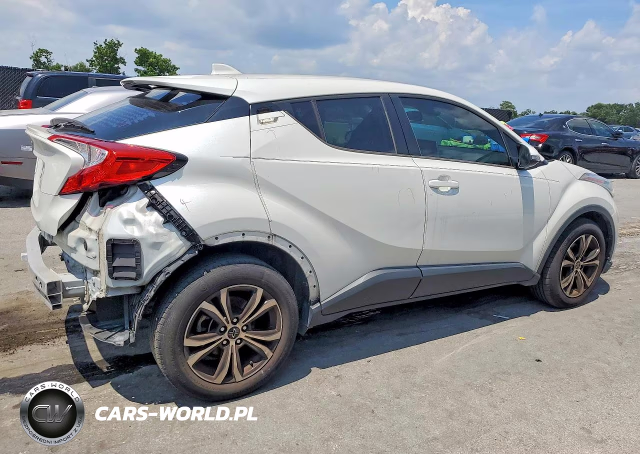 2020 Toyota C-Hr Le VIN:NMTKHMBX7LR111440 - 3