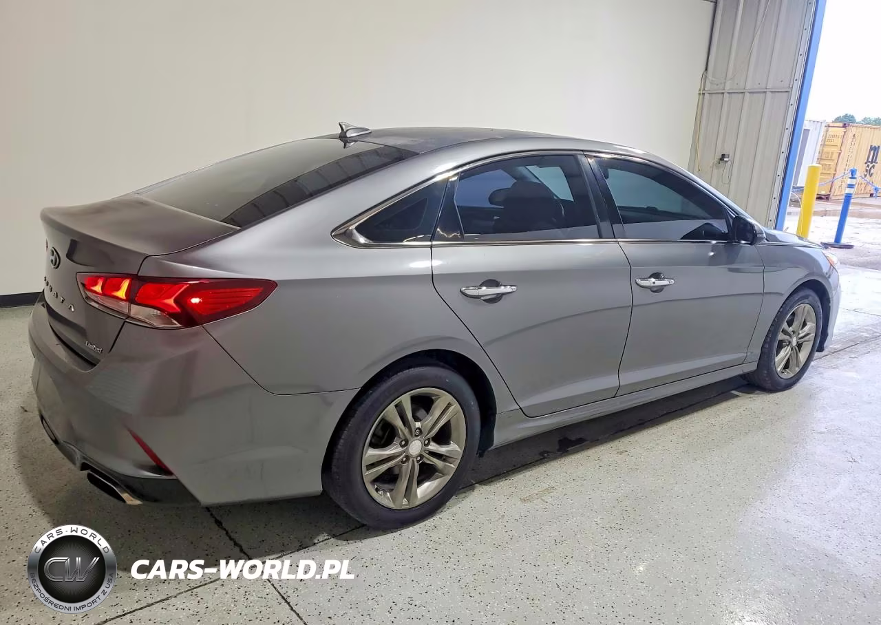 2018 Hyundai Sonata Limited VIN:5NPE34AF3JH656673 - 3