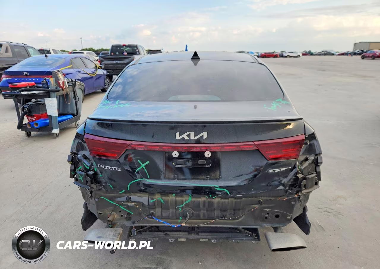 2024 Kia Forte Gt VIN:3KPF44AC7RE805867 - 6