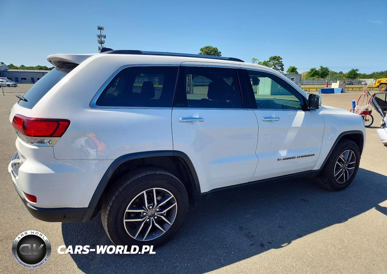 2022 Jeep Grand Cherokee Limited VIN:1C4RJFBG6NC165820 - 3