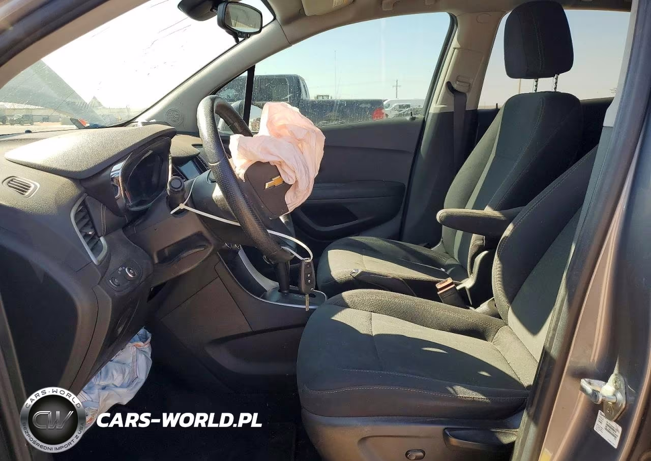 2020 Chevrolet Trax Ls VIN:3GNCJKSBXLL288001 - 7