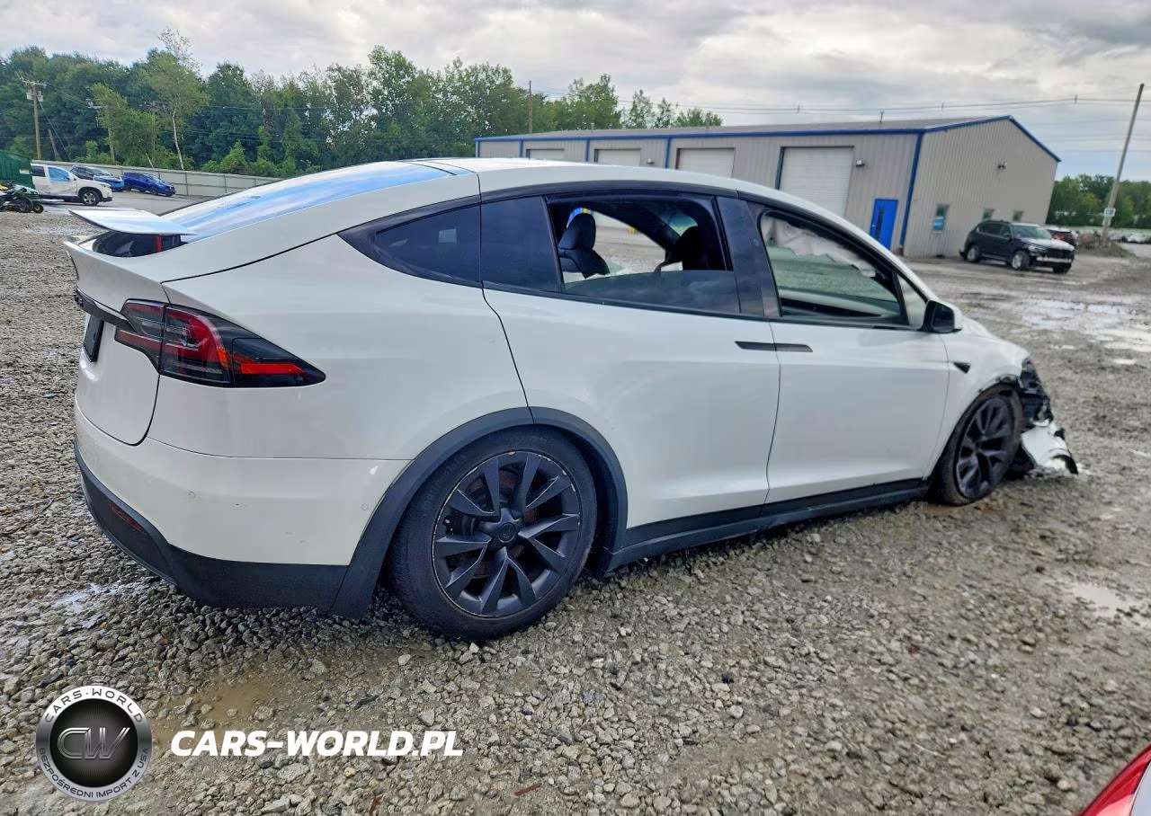 2022 Tesla Model X VIN:7SAXCAE59NF356183 - 3