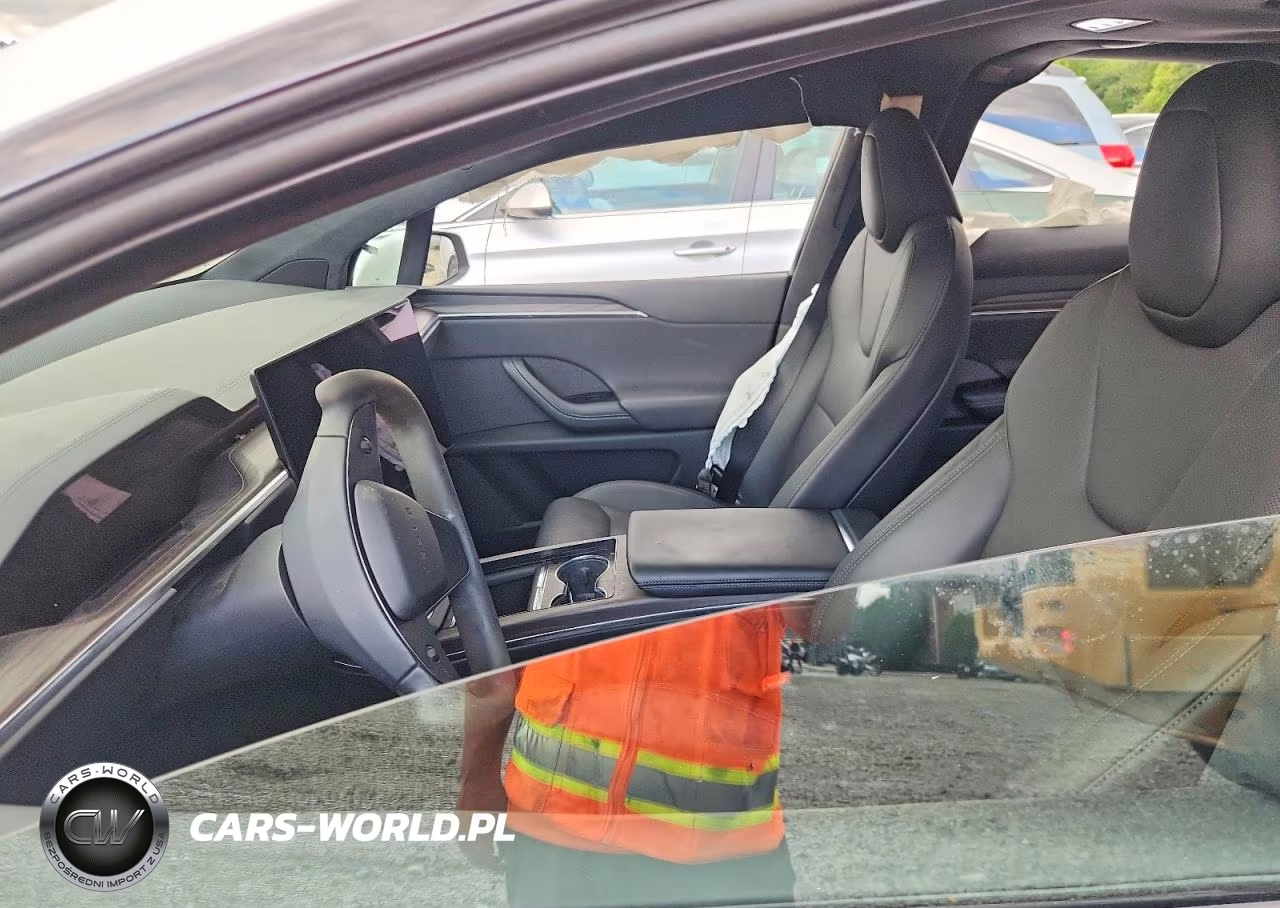 2022 Tesla Model X VIN:7SAXCAE59NF356183 - 7