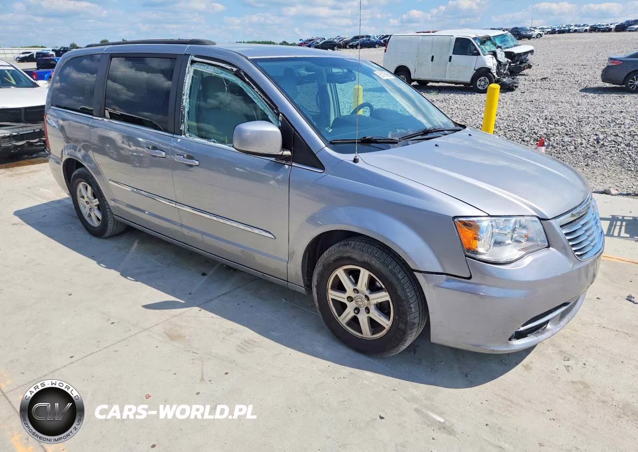 2013 Chrysler Town & Cntry VIN:2C4RC1BG7DR577943 - 4