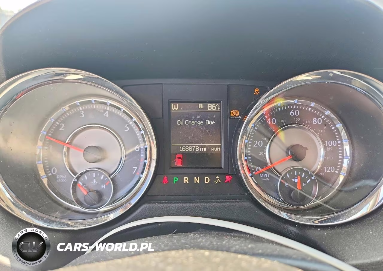 2013 Chrysler Town & Cntry VIN:2C4RC1BG7DR577943 - 9
