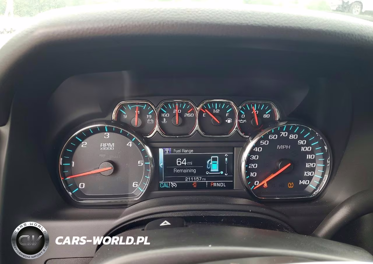 2018 Chevrolet Suburban K1500 Lt VIN:1GNSKHKC9JR101289 - 9