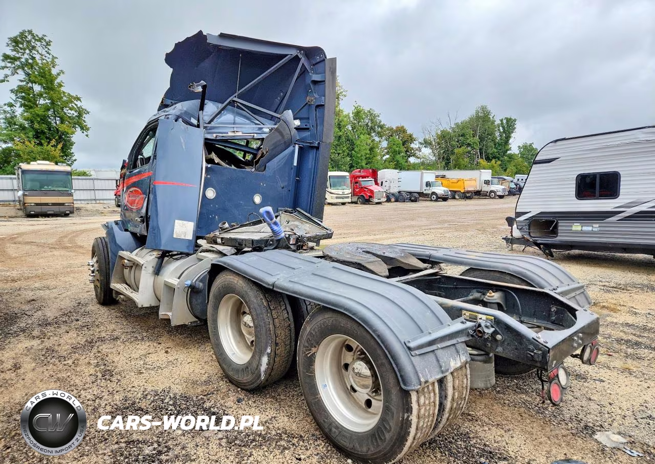 2022 Peterbilt 579 VIN:1XPBDP9X3ND822411 - 2