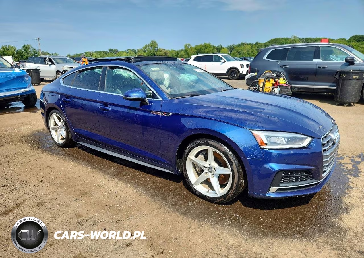 2018 Audi A5 Premium Plus S-Line VIN:WAUENCF50JA112687 - 4