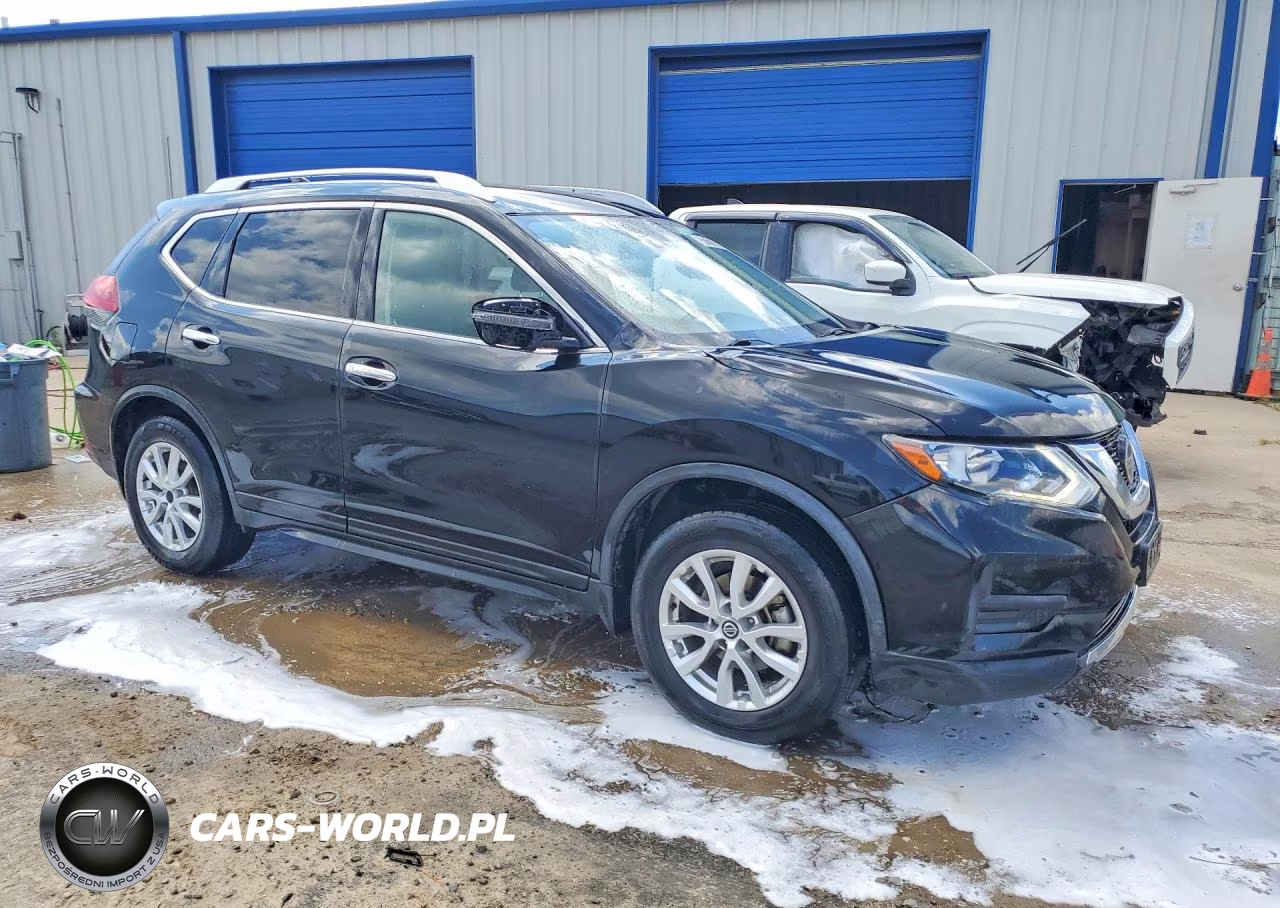2020 Nissan Rogue S VIN:JN8AT2MT6LW003275 - 4