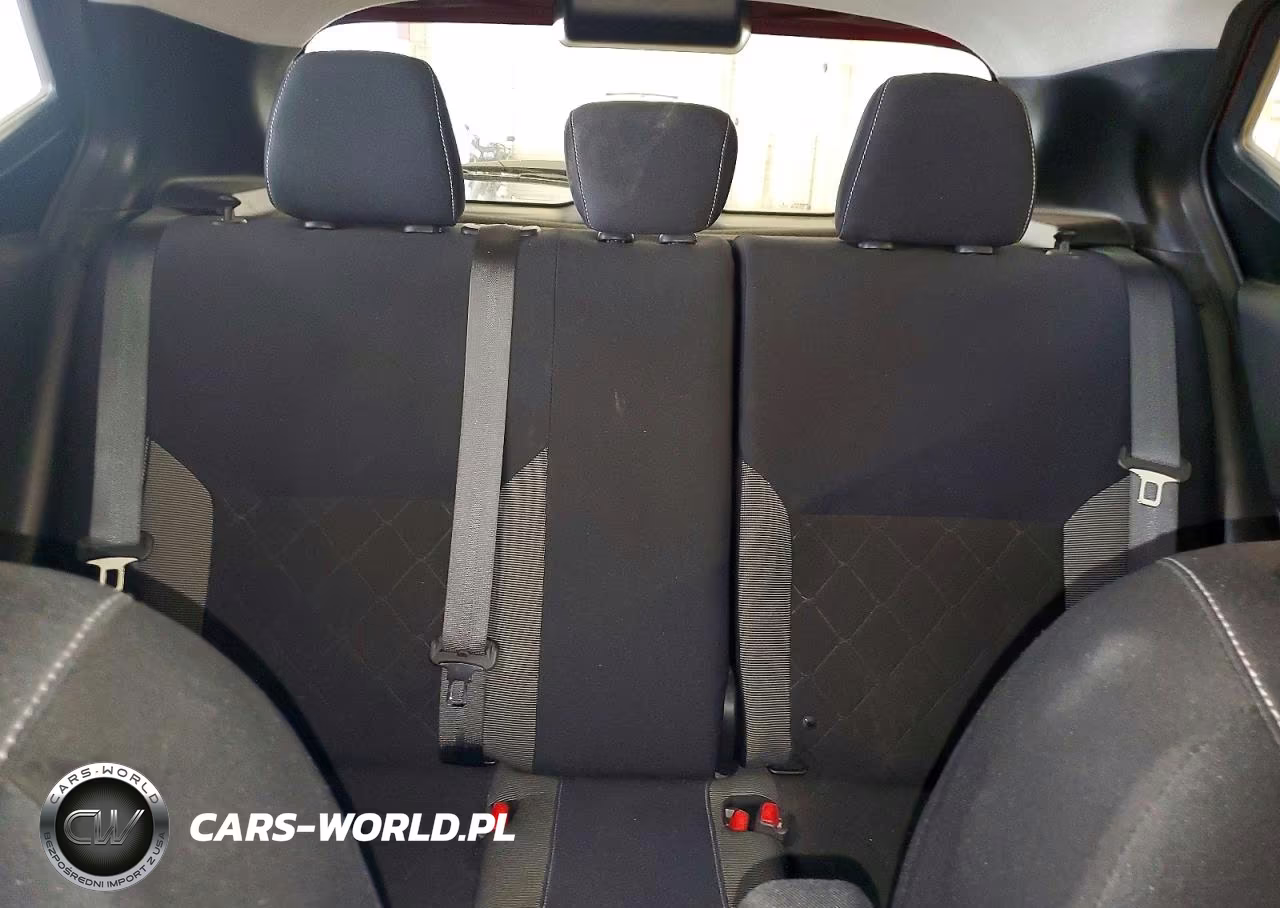 2018 Nissan Kicks Sv VIN:3N1CP5CUXJL543013 - 10