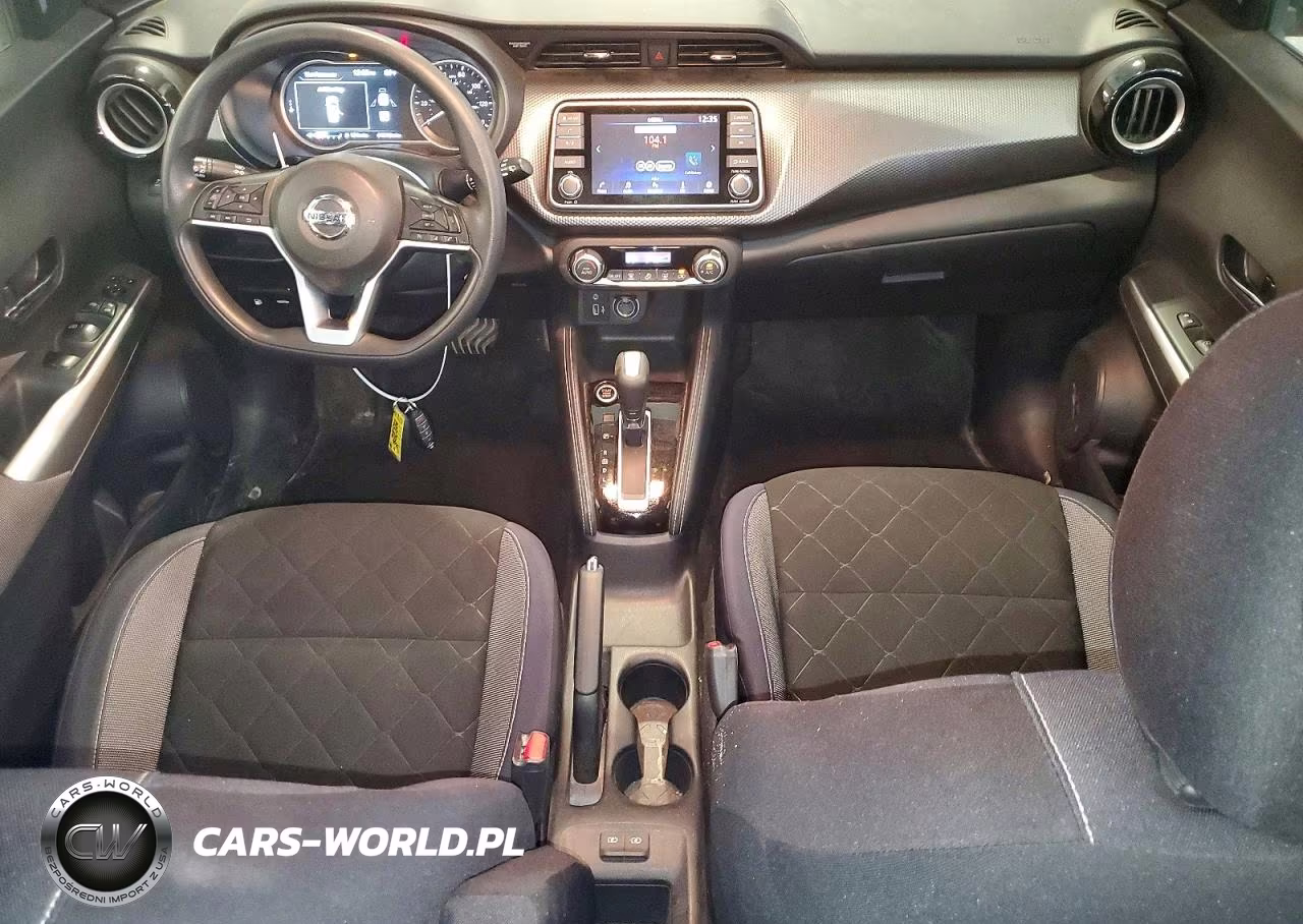 2018 Nissan Kicks Sv VIN:3N1CP5CUXJL543013 - 8