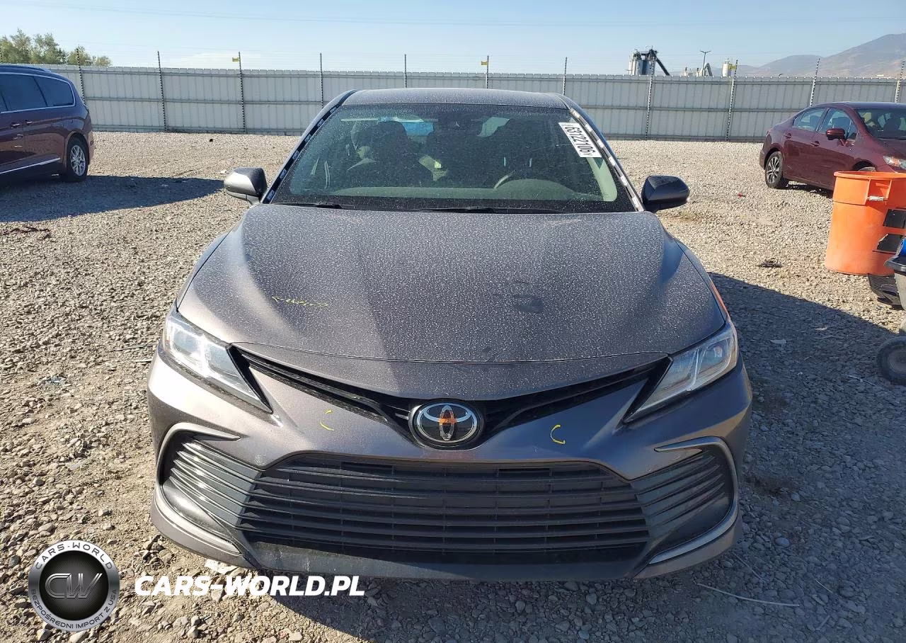 2024 Toyota Camry Le VIN:4T1C11BK6RU113743 - 5