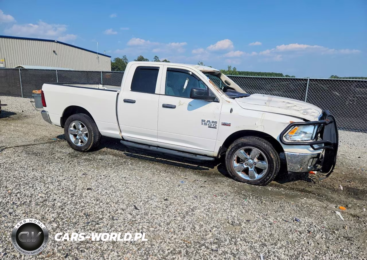 2021 Ram 1500 Classic Tradesman VIN:1C6RR7FT2MS583454 - 4
