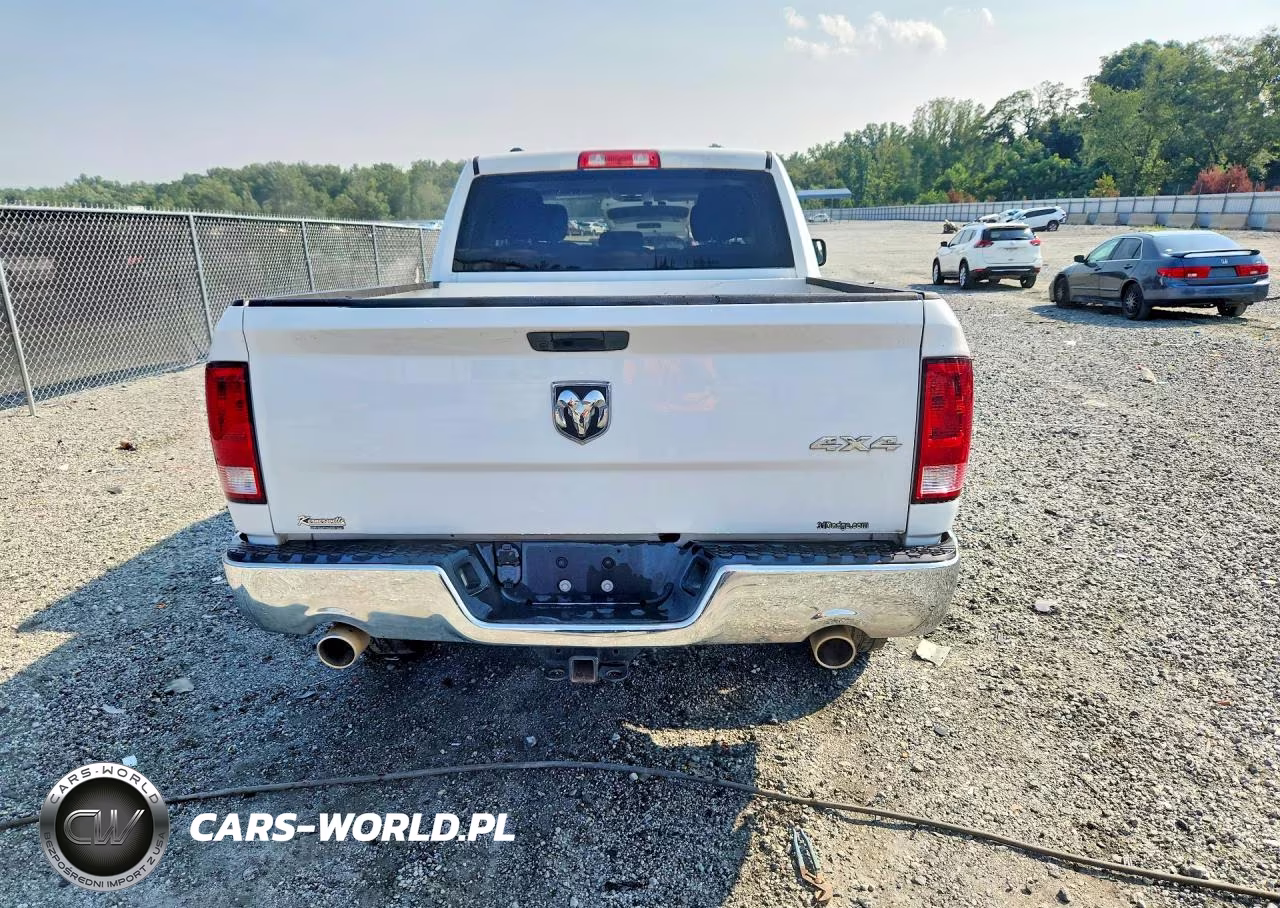 2021 Ram 1500 Classic Tradesman VIN:1C6RR7FT2MS583454 - 6