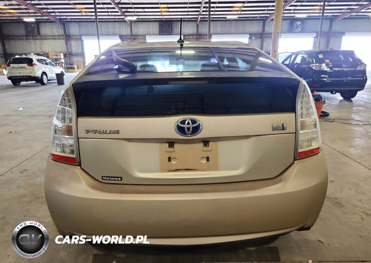 2011 Toyota Prius Two VIN:JTDKN3DU3B0256693 - 6