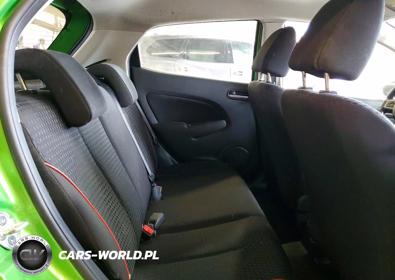 2011 Mazda Mazda2 VIN:JM1DE1HZ6B0130153 - 10