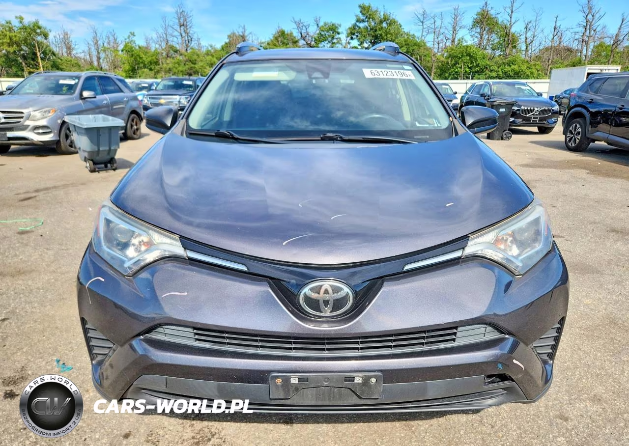 2017 Toyota Rav4 Le VIN:JTMBFREV6HJ712745 - 5