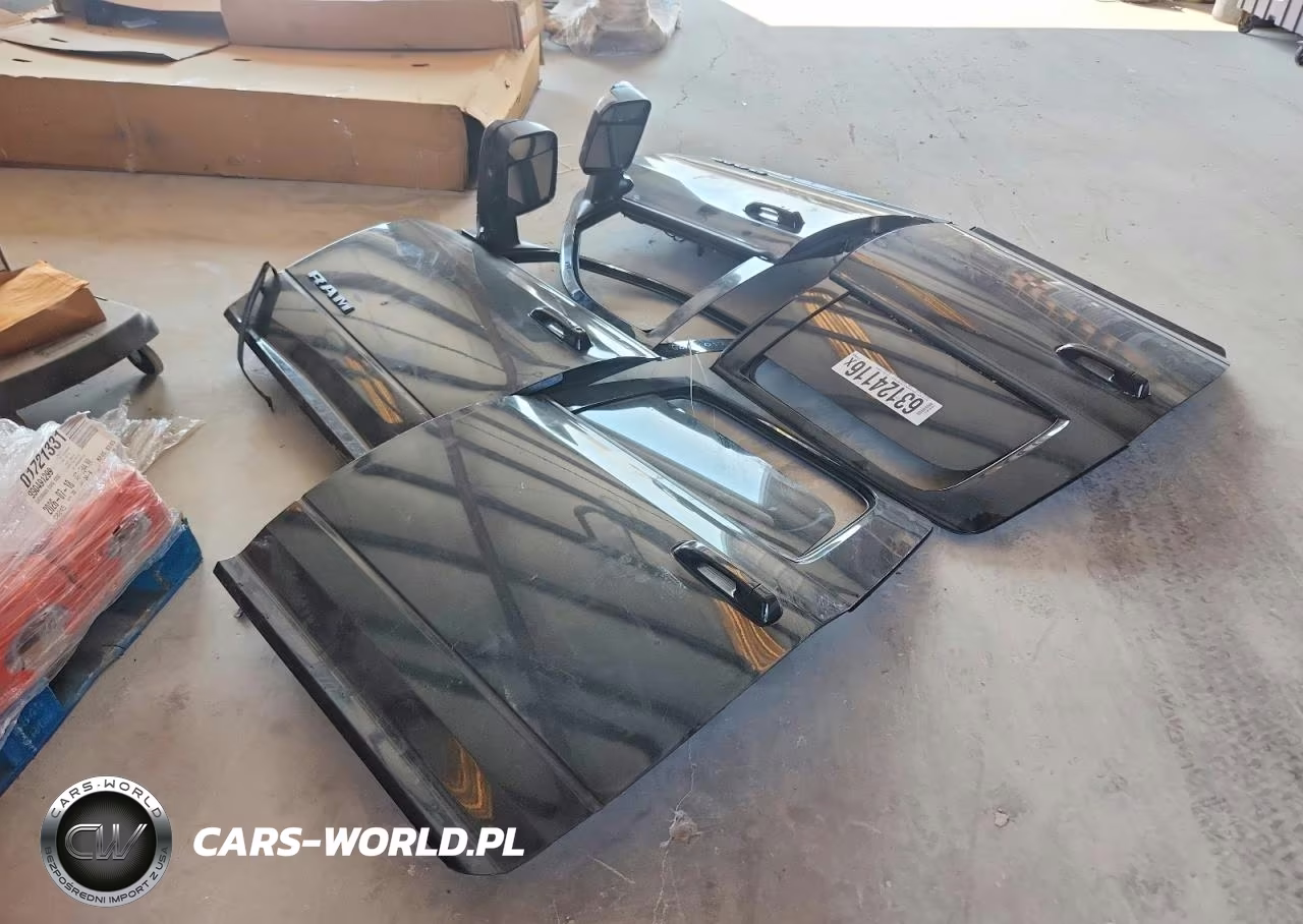 2021 Ram 2500 Limited VIN:3C6UR5SL2MG628842 - 10