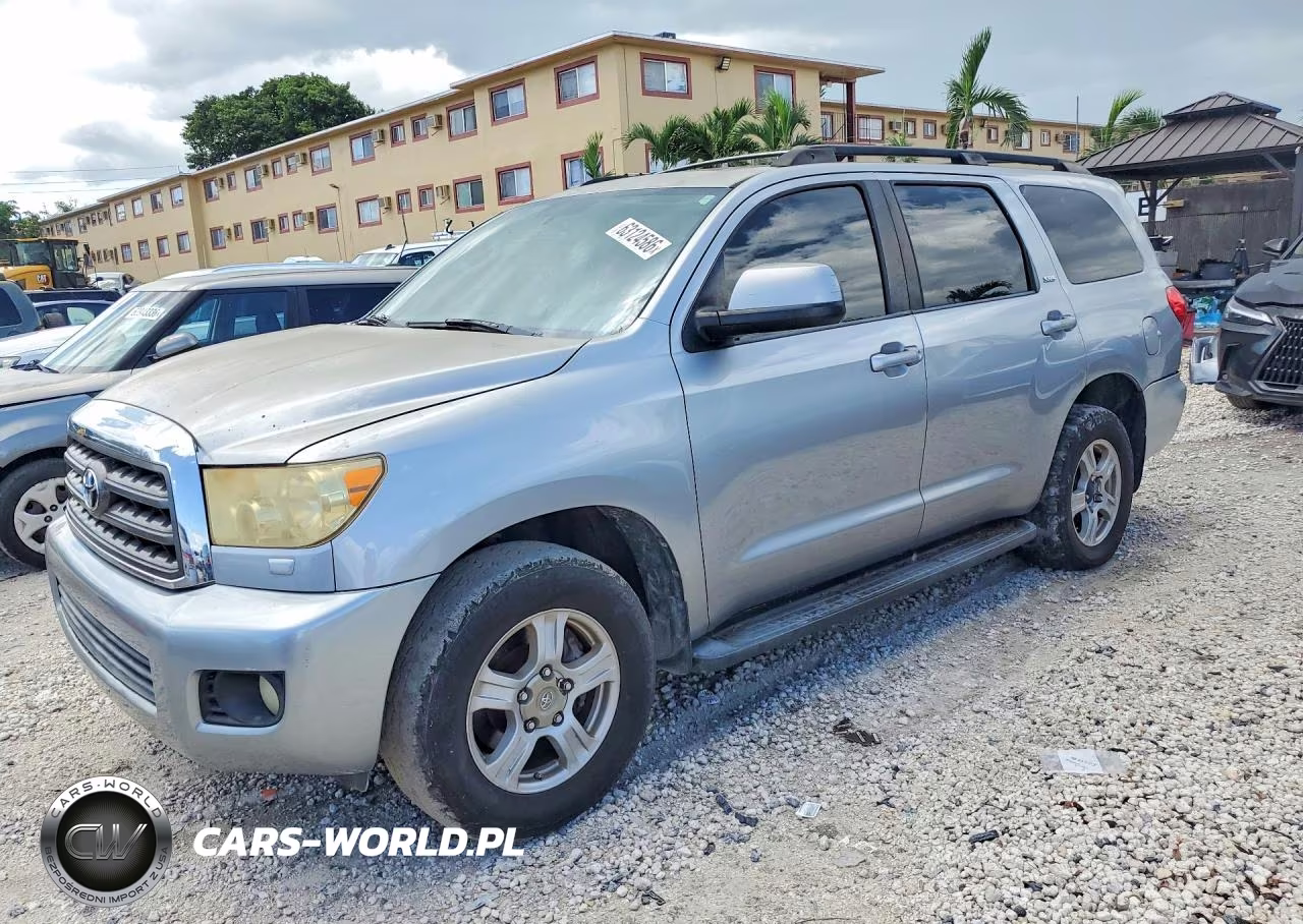 2011 Toyota Sequoia Sr5