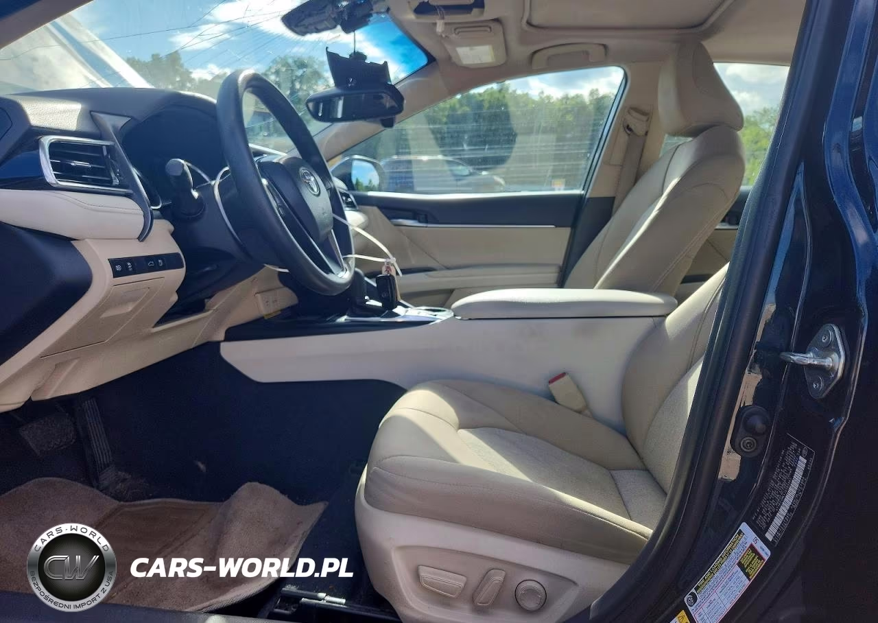 2018 Toyota Camry Le VIN:4T1B31HK4JU505945 - 7