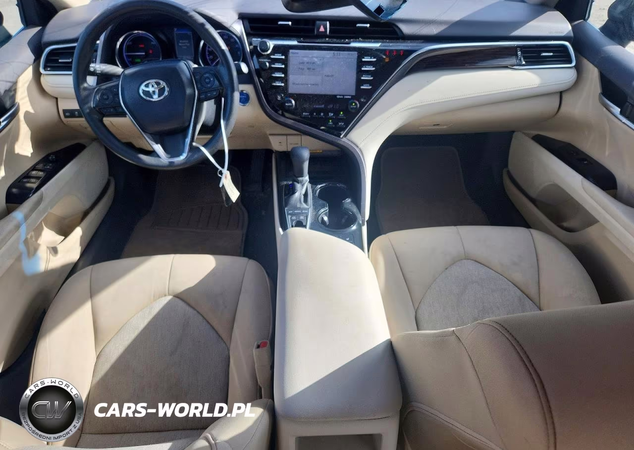 2018 Toyota Camry Le VIN:4T1B31HK4JU505945 - 8