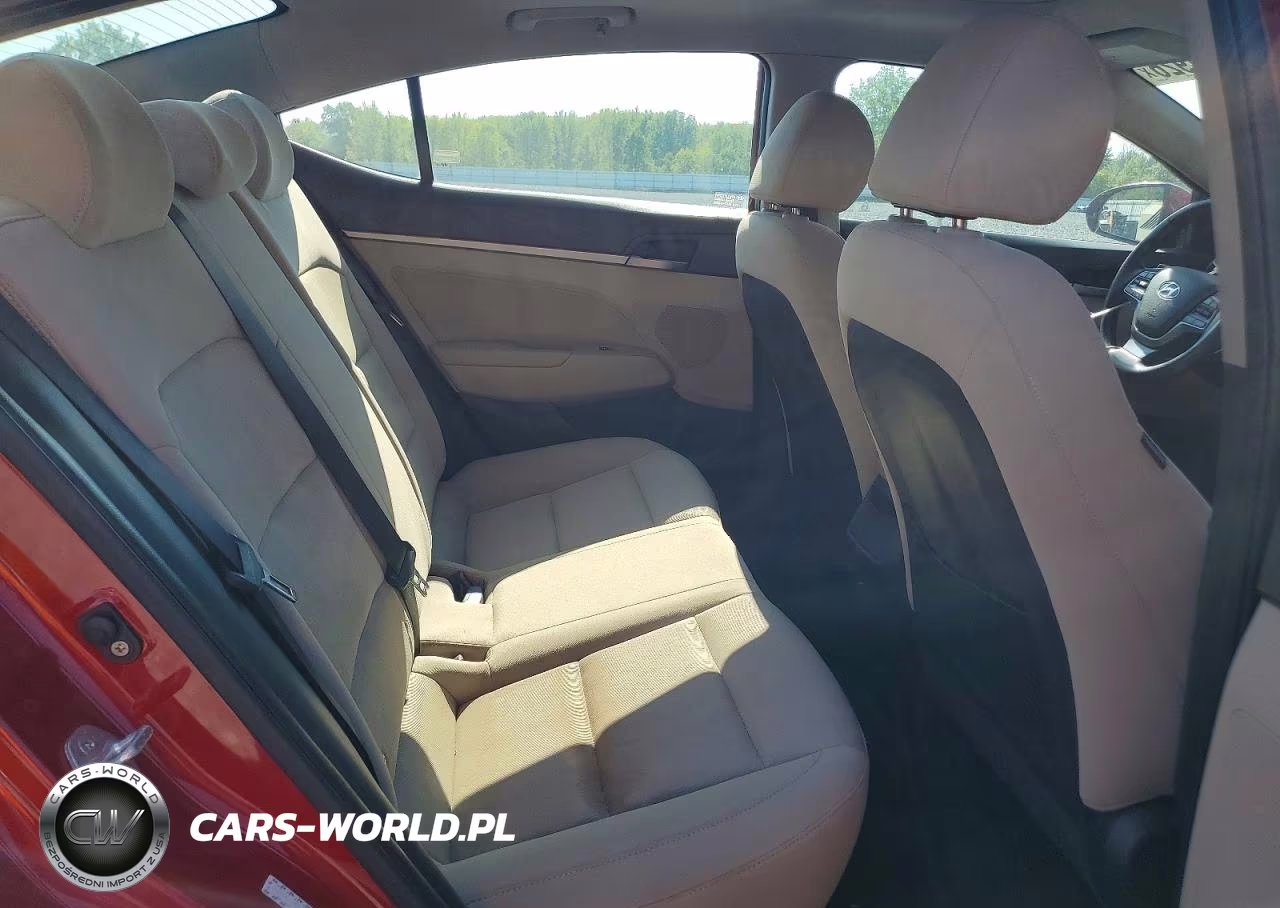 2018 Hyundai Elantra Value Edition VIN:KMHD84LF3JU610837 - 10
