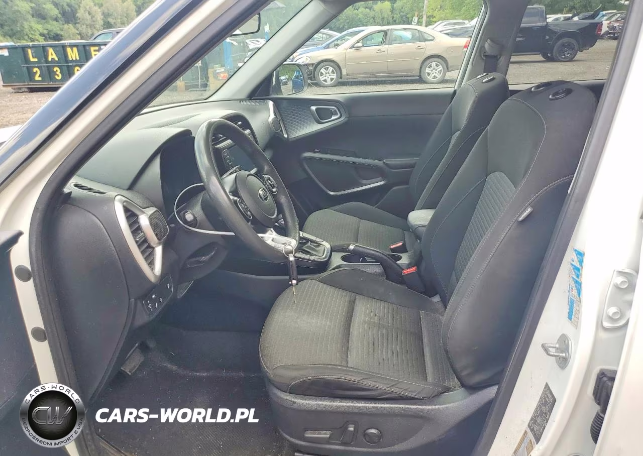 2021 Kia Soul S VIN:KNDJ23AU7M7766676 - 7