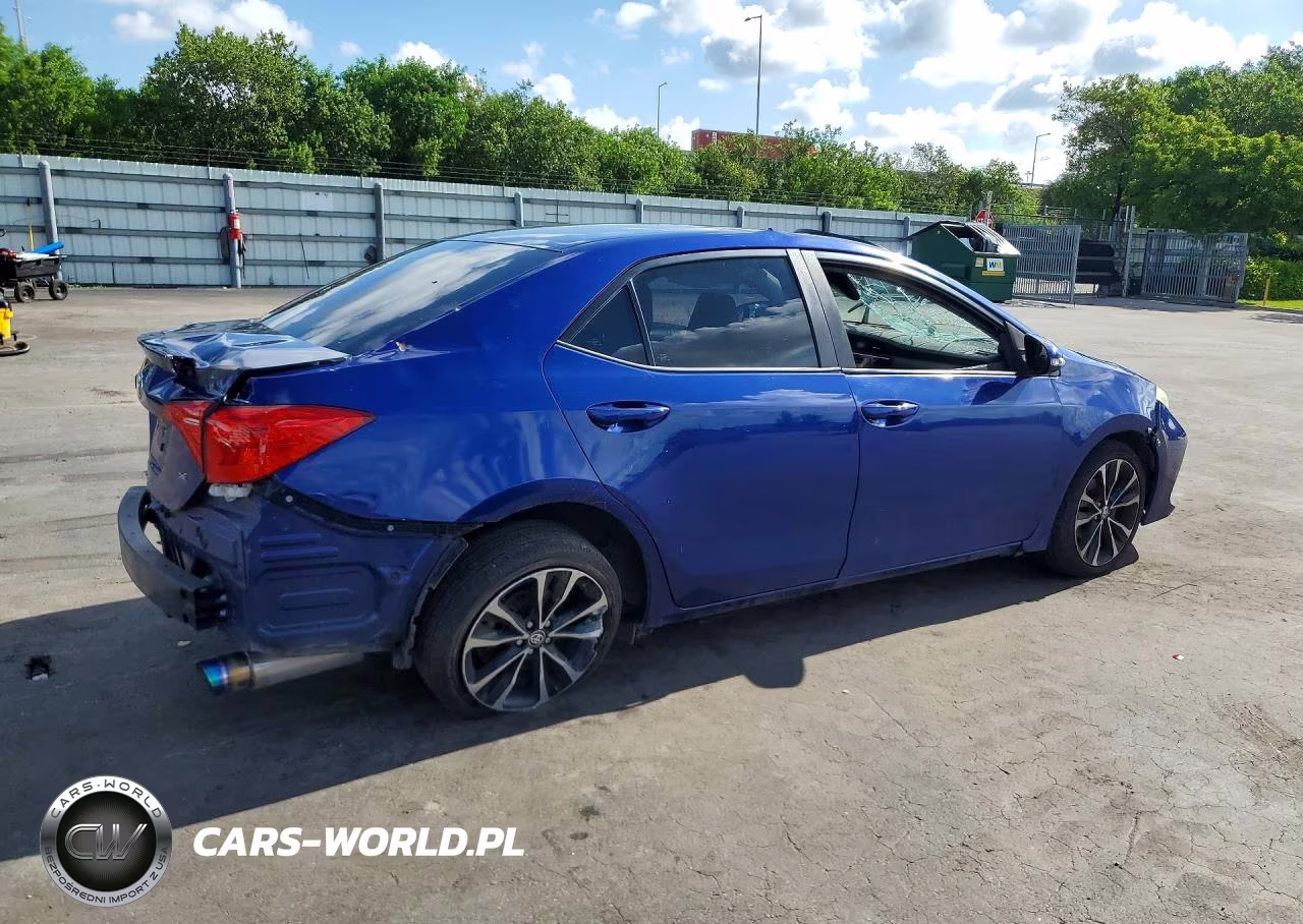 2019 Toyota Corolla Se VIN:2T1BURHE2KC235140 - 3