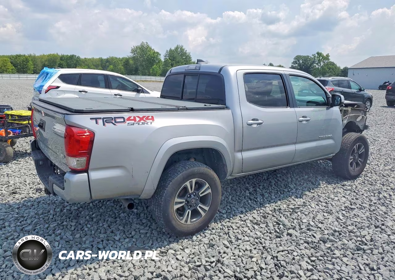 2016 Toyota Tacoma Trd Sport VIN:3TMCZ5AN7GM039315 - 3