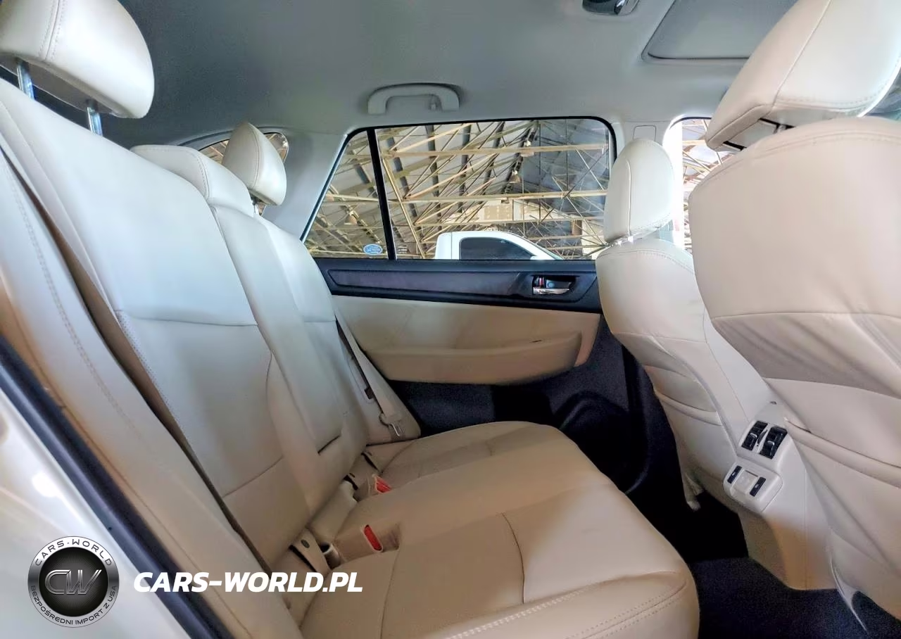 2019 Subaru Outback 3.6R Limited VIN:4S4BSENC9K3217496 - 10