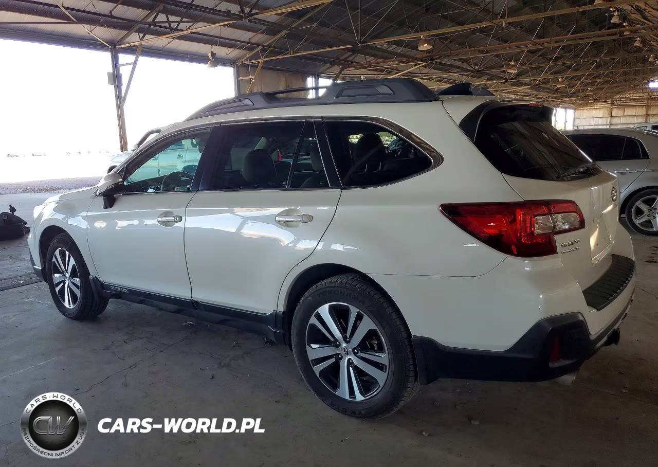 2019 Subaru Outback 3.6R Limited VIN:4S4BSENC9K3217496 - 2