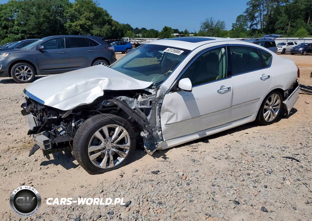 2010 Infiniti M35 Base