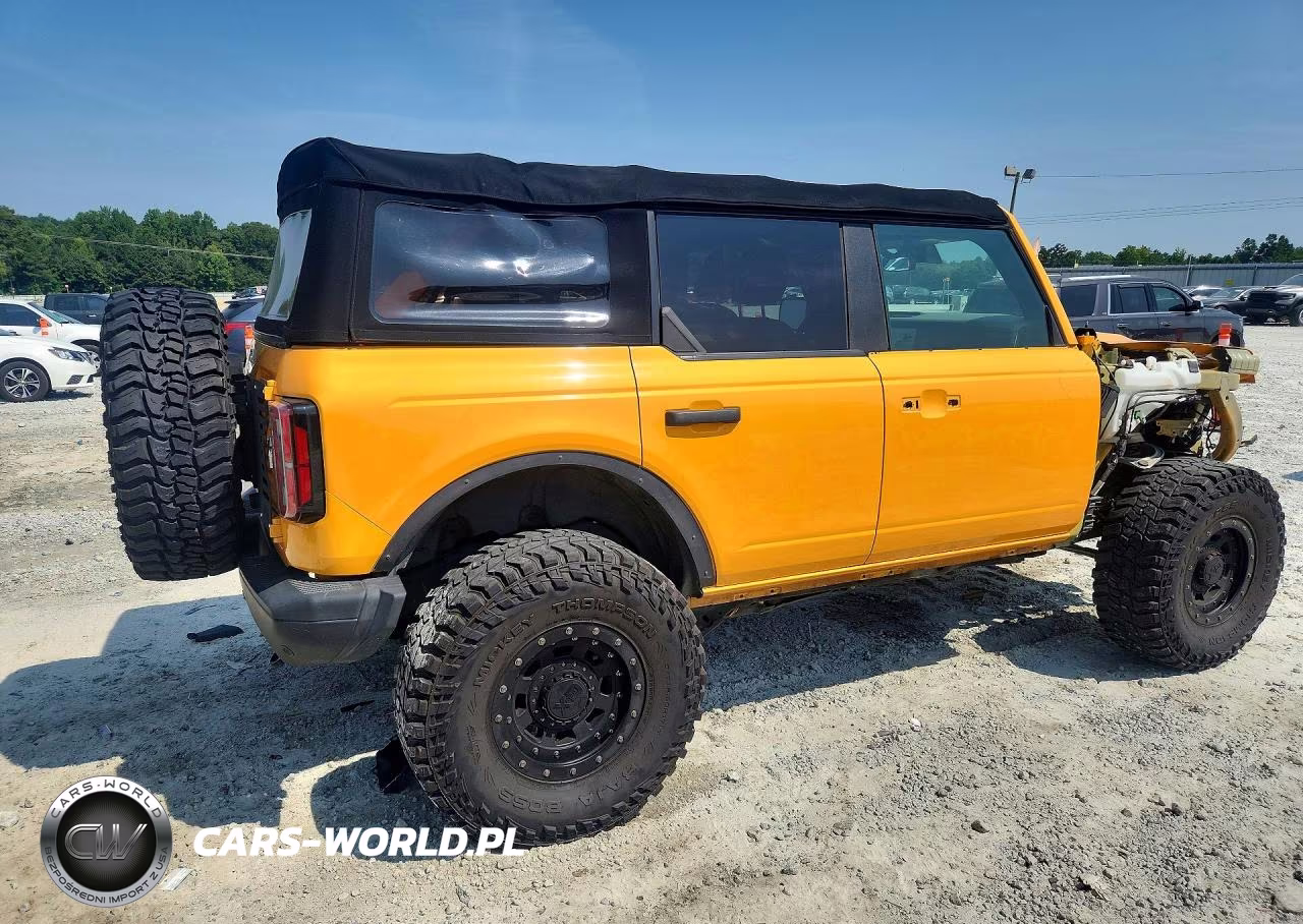 2021 Ford Bronco Base VIN:1FMEE5DP7MLA85852 - 3